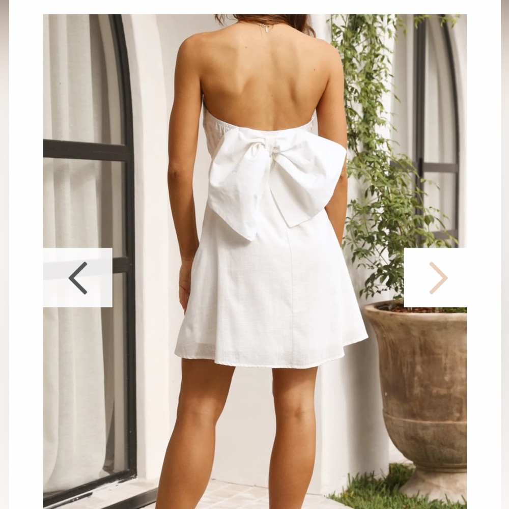 Billy J strapless white dress with bow - perfectt for bridal events!